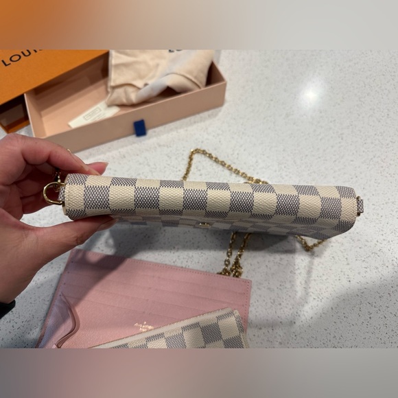 Louis Vuitton Félicie Pochette - Damier Azur Canvas - Picture 5 of 7